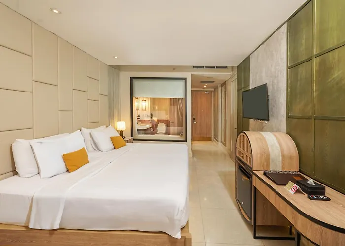Jambuluwuk Oceano Hotel Seminyak
